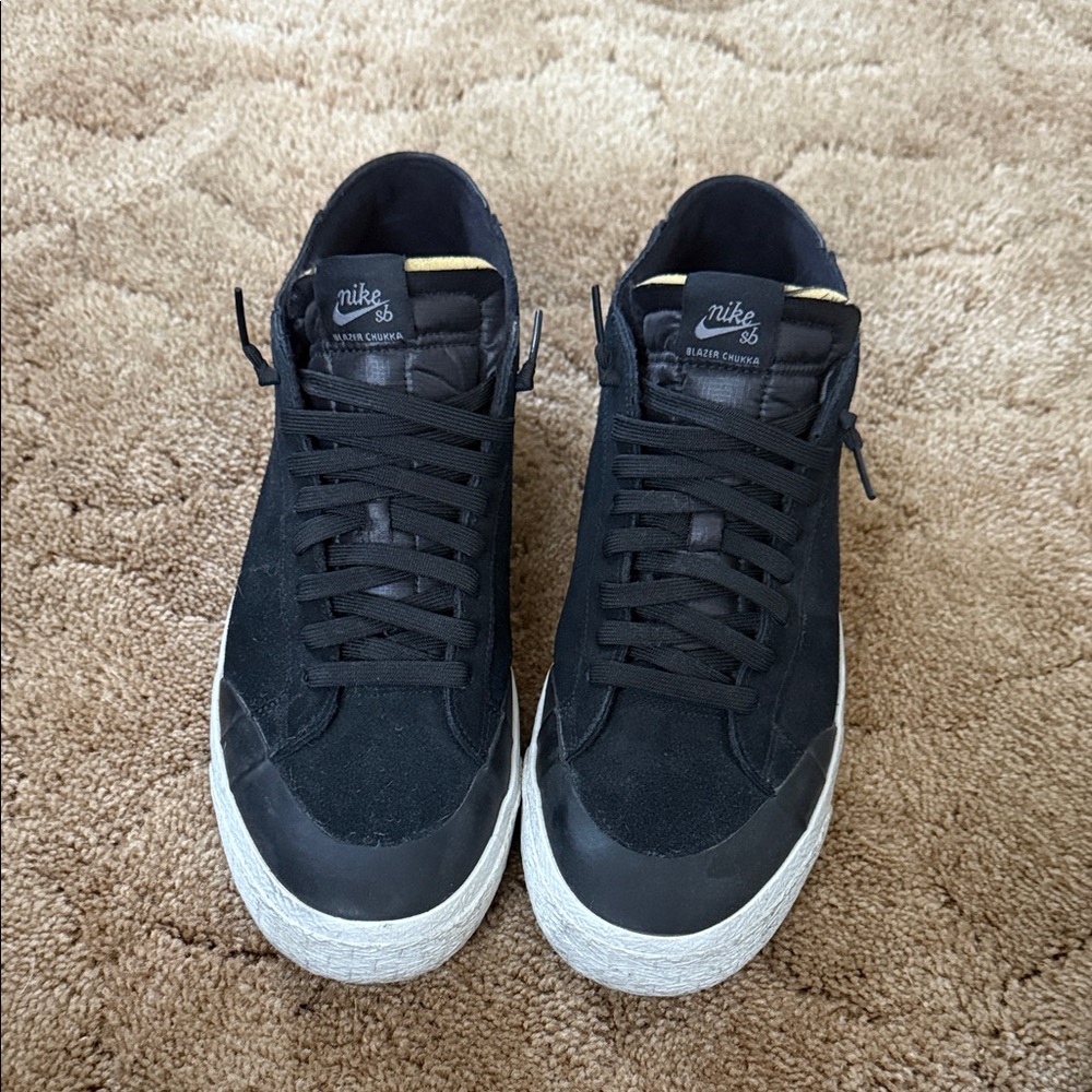 Nike SB Black and White Men's Sneakers